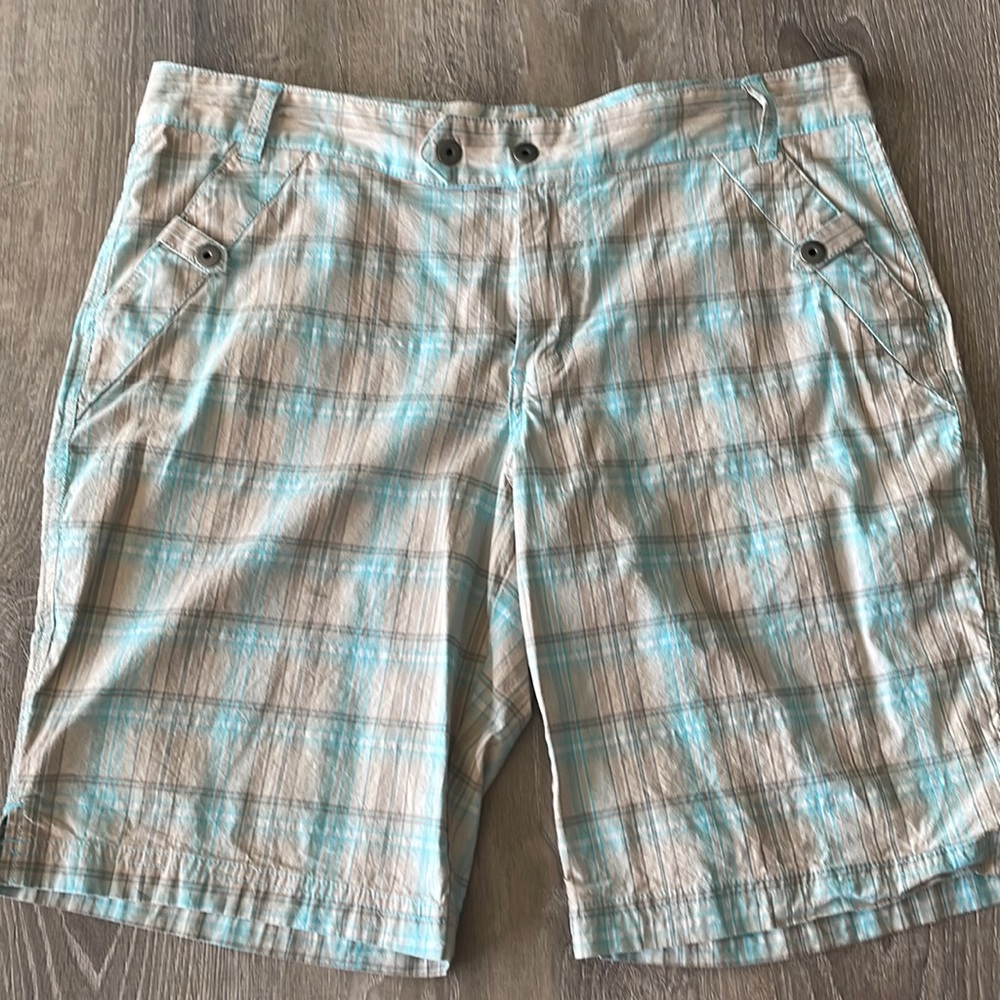 Columbia plaid hiking shorts size 12